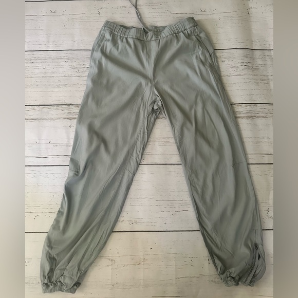 Lululemon Essential Affinity Mid-Rise Jogger *27” - Picture 5 of 8